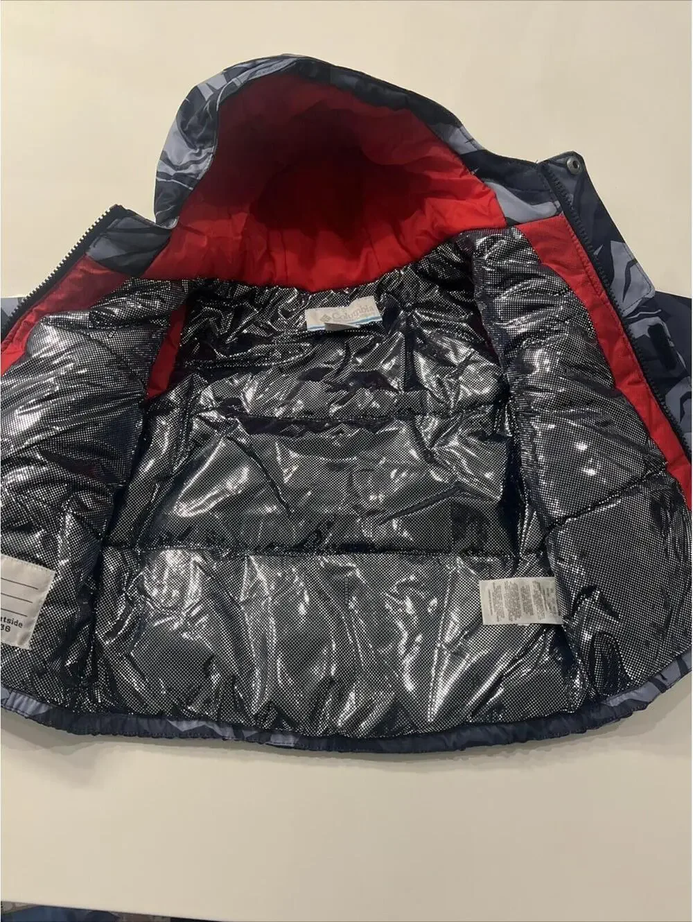 NWT Columbia WATERPROOF BUGA SNOW SET BLACK JACKET RED BIBS Pant 18-24 Mon